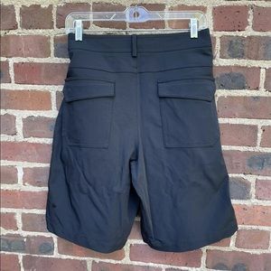 Lululemon Men Shorts Size 38
